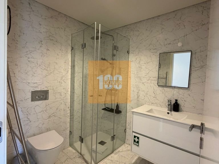 Apartment for Sale in Cedofeita, Santo Ildefonso, Sé, Miragaia, São Nicolau E Vitória, Porto 8