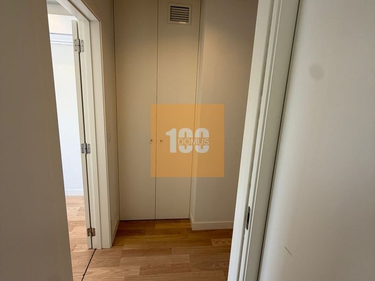 Apartment for Sale in Cedofeita, Santo Ildefonso, Sé, Miragaia, São Nicolau E Vitória, Porto 9