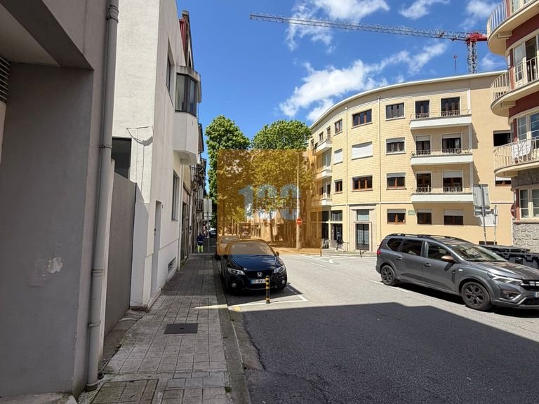 Apartment for Sale in Cedofeita, Santo Ildefonso, Sé, Miragaia, São Nicolau E Vitória, Porto 25