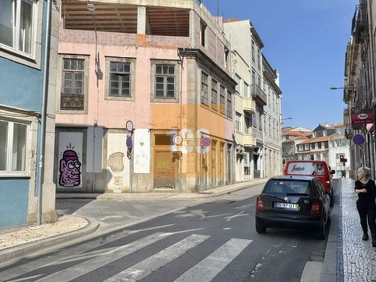 Apartment for Sale in Cedofeita, Santo Ildefonso, Sé, Miragaia, São Nicolau E Vitória, Porto 9