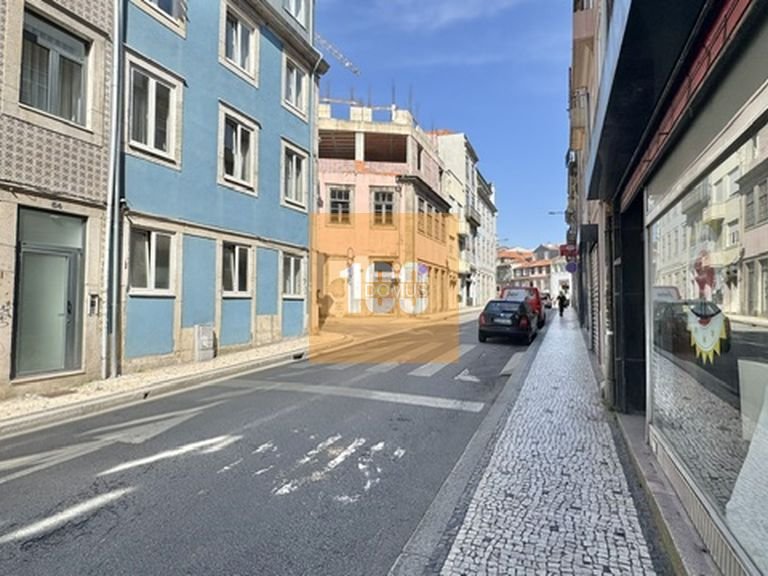 Apartment for Sale in Cedofeita, Santo Ildefonso, Sé, Miragaia, São Nicolau E Vitória, Porto 10