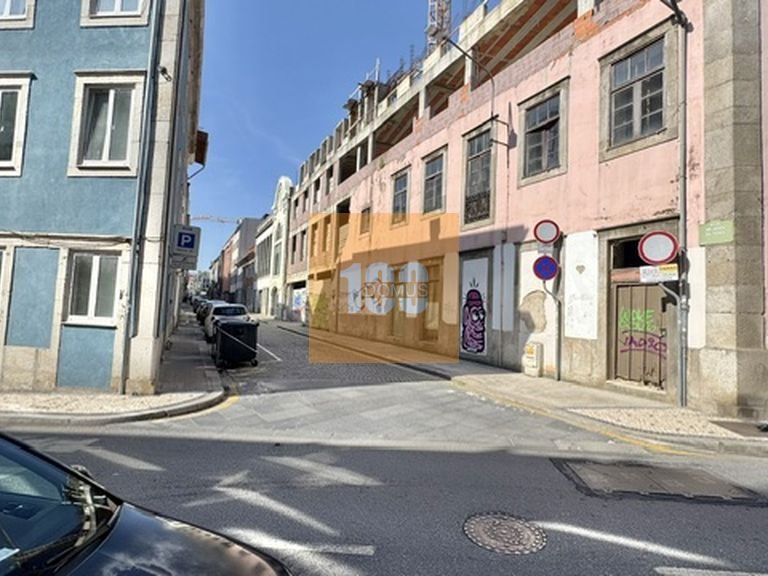 Apartment for Sale in Cedofeita, Santo Ildefonso, Sé, Miragaia, São Nicolau E Vitória, Porto 6