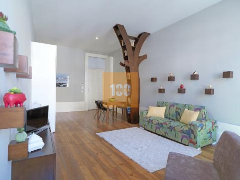 Apartment for Sale in Cedofeita, Santo Ildefonso, Sé, Miragaia, São Nicolau E Vitória, Porto 2