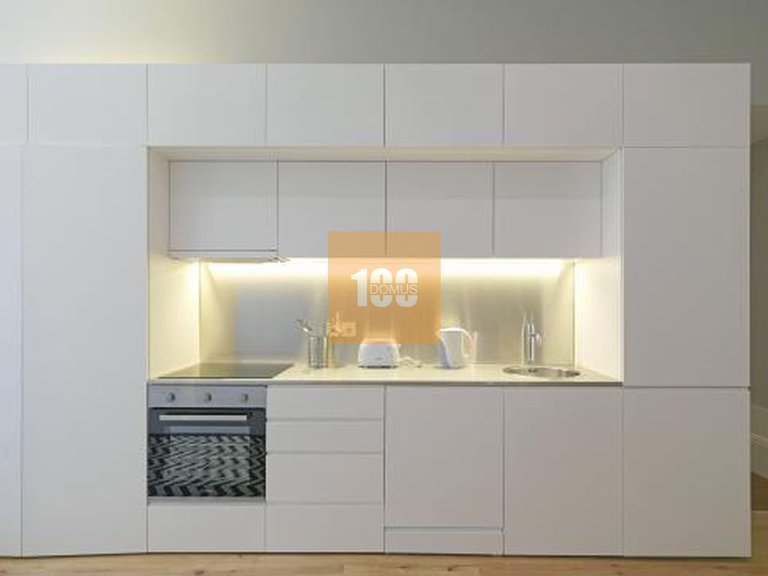 Apartment for Sale in Cedofeita, Santo Ildefonso, Sé, Miragaia, São Nicolau E Vitória, Porto 2