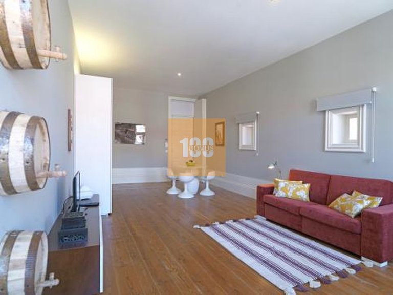 Apartment for Sale in Cedofeita, Santo Ildefonso, Sé, Miragaia, São Nicolau E Vitória, Porto 2