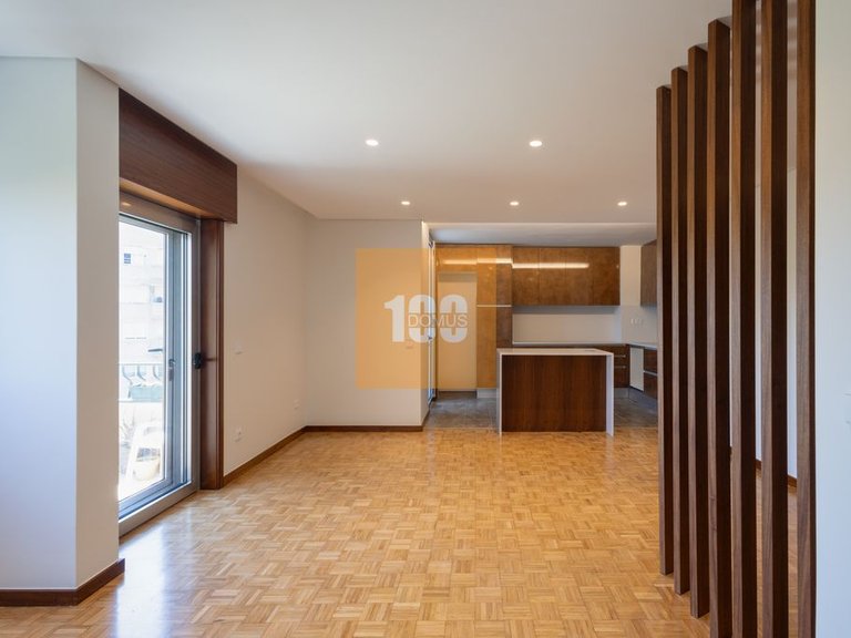 Apartment for Sale in Aldoar, Foz Do Douro E Nevogilde, Porto 6