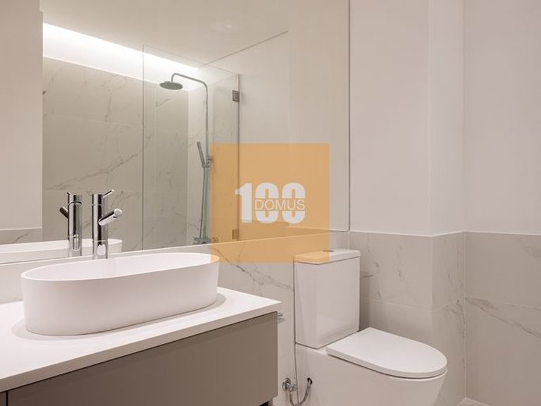 Apartment for Sale in Aldoar, Foz Do Douro E Nevogilde, Porto 22
