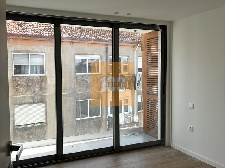 Apartment for Sale in Cedofeita, Santo Ildefonso, Sé, Miragaia, São Nicolau E Vitória, Porto 3