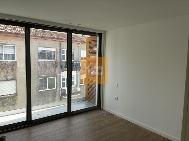Apartment for Sale in Cedofeita, Santo Ildefonso, Sé, Miragaia, São Nicolau E Vitória, Porto 4