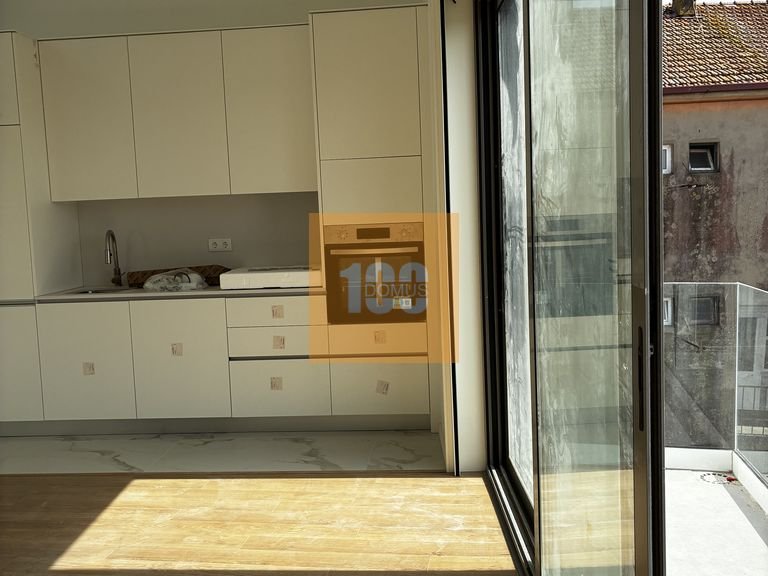 Apartment for Sale in Cedofeita, Santo Ildefonso, Sé, Miragaia, São Nicolau E Vitória, Porto 9
