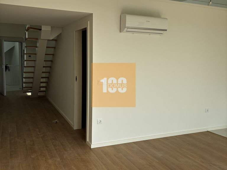 Apartment for Sale in Cedofeita, Santo Ildefonso, Sé, Miragaia, São Nicolau E Vitória, Porto 11
