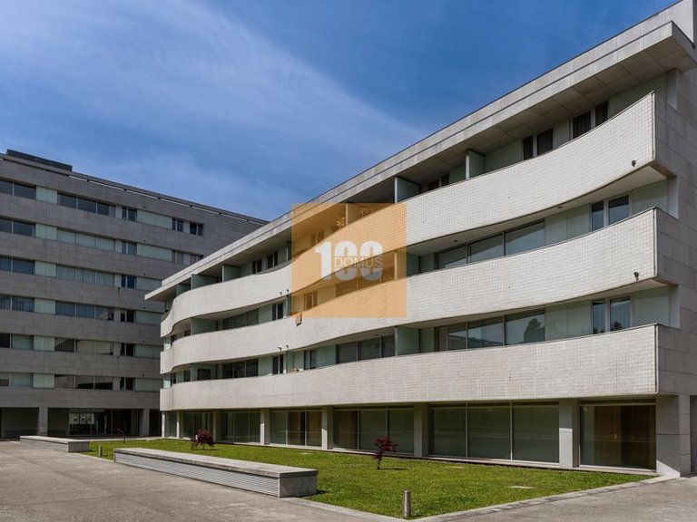 Apartment for Sale in Lordelo Do Ouro E Massarelos, Porto 4