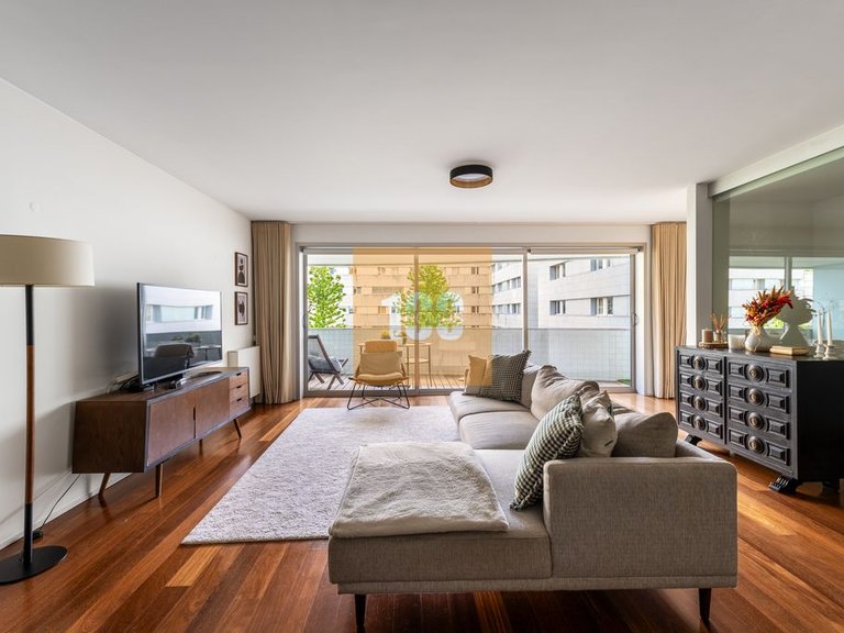 Apartment for Sale in Lordelo Do Ouro E Massarelos, Porto 7