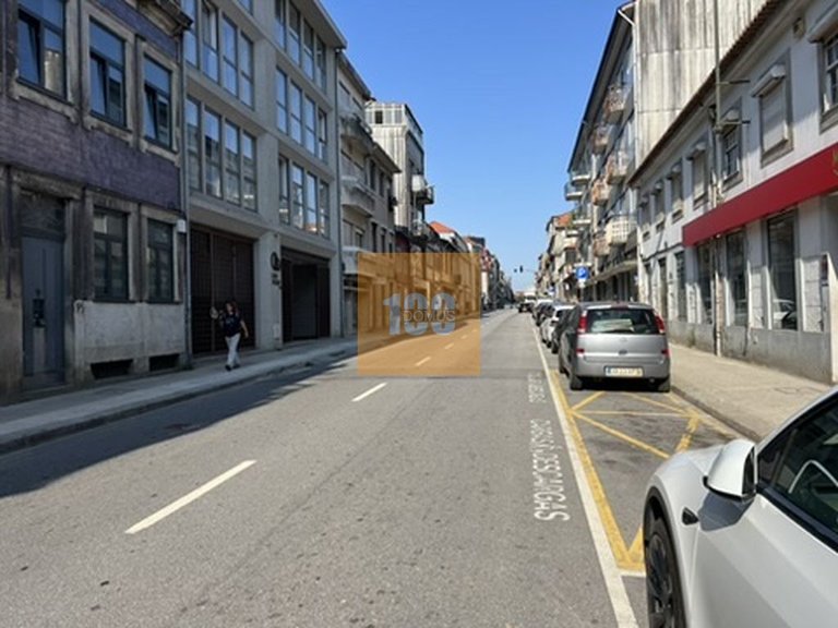 Commercial for Sale in Bonfim, Porto 8