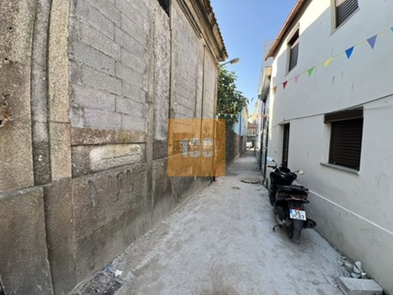 Commercial for Sale in Bonfim, Porto 31