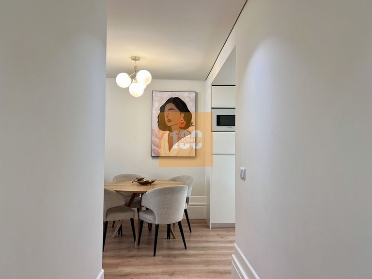 Apartment for Sale in Cedofeita, Santo Ildefonso, Sé, Miragaia, São Nicolau E Vitória, Porto 2