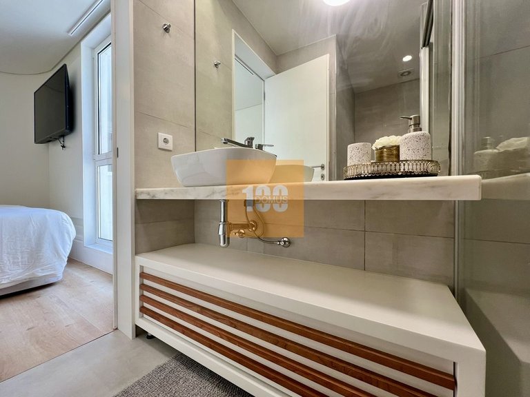Apartment for Sale in Cedofeita, Santo Ildefonso, Sé, Miragaia, São Nicolau E Vitória, Porto 8