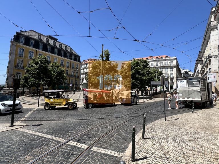 Apartment for Sale in Misericórdia, Lisbon 28