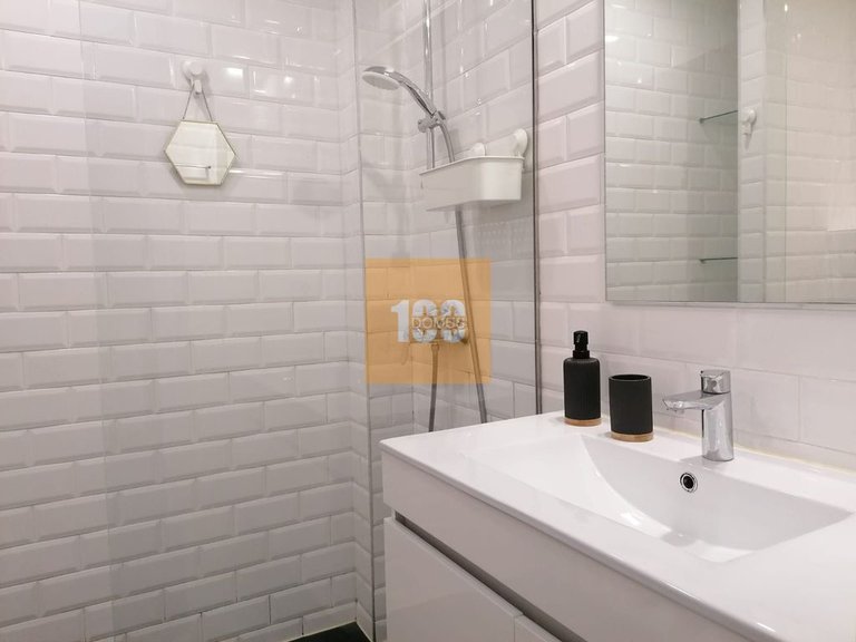 Apartment for Sale in Ramalde, Porto 8