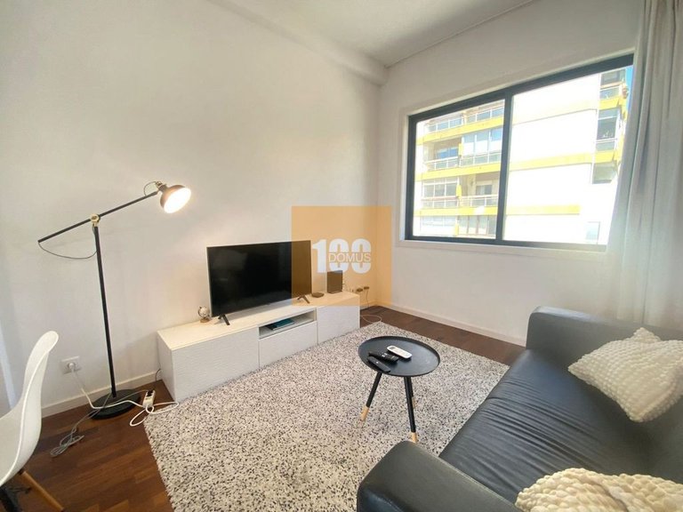 Apartment for Sale in Ramalde, Porto 4