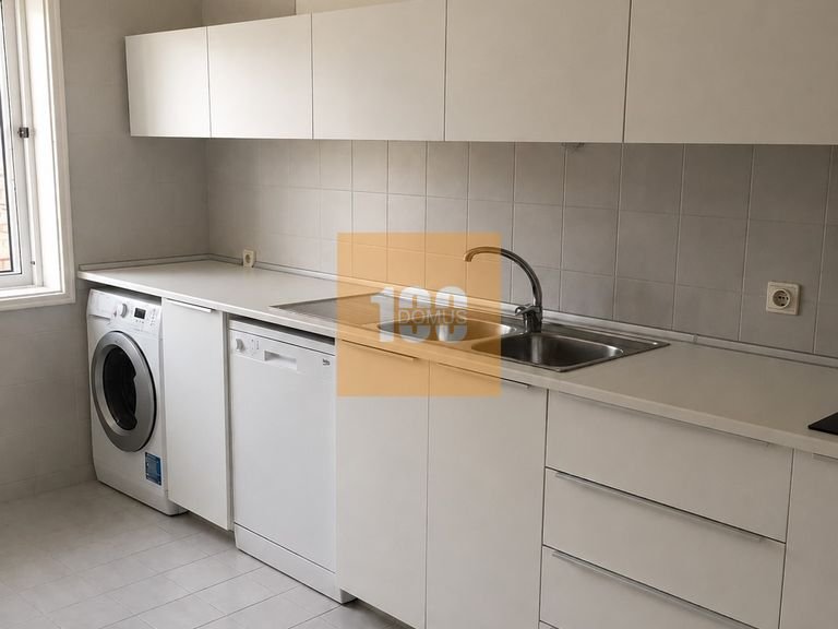 Apartment for Rent in Aldoar, Foz Do Douro E Nevogilde, Porto 9