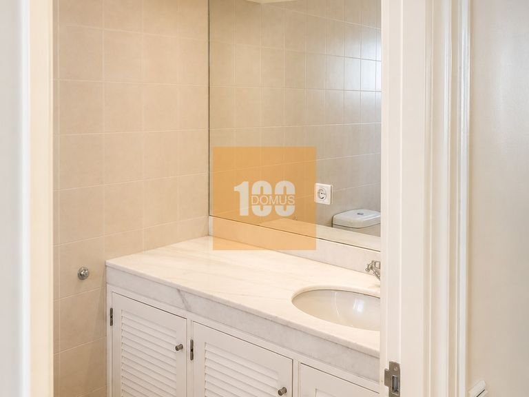 Apartment for Rent in Aldoar, Foz Do Douro E Nevogilde, Porto 26