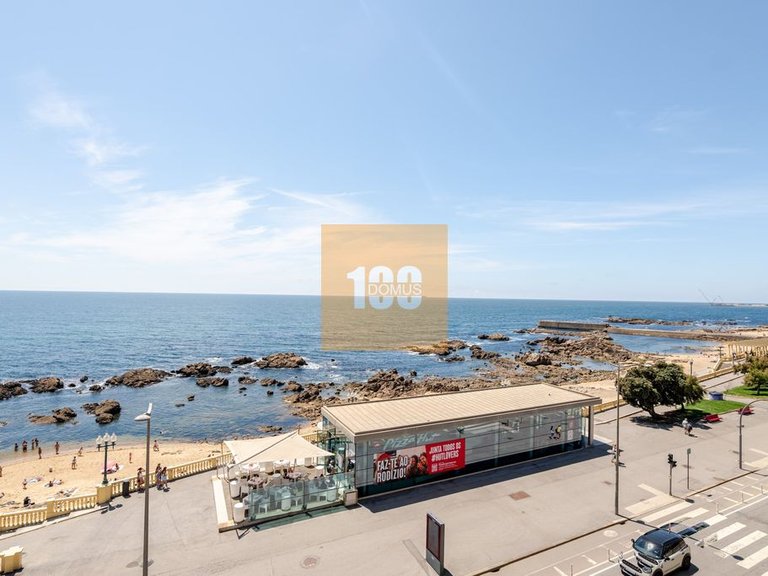 Apartment for Sale in Aldoar, Foz Do Douro E Nevogilde, Porto 17