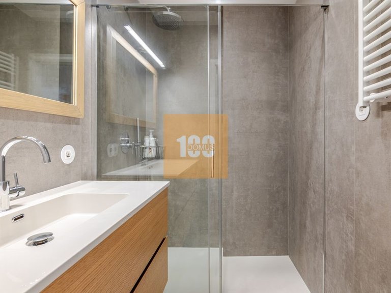 Apartment for Sale in Aldoar, Foz Do Douro E Nevogilde, Porto 29