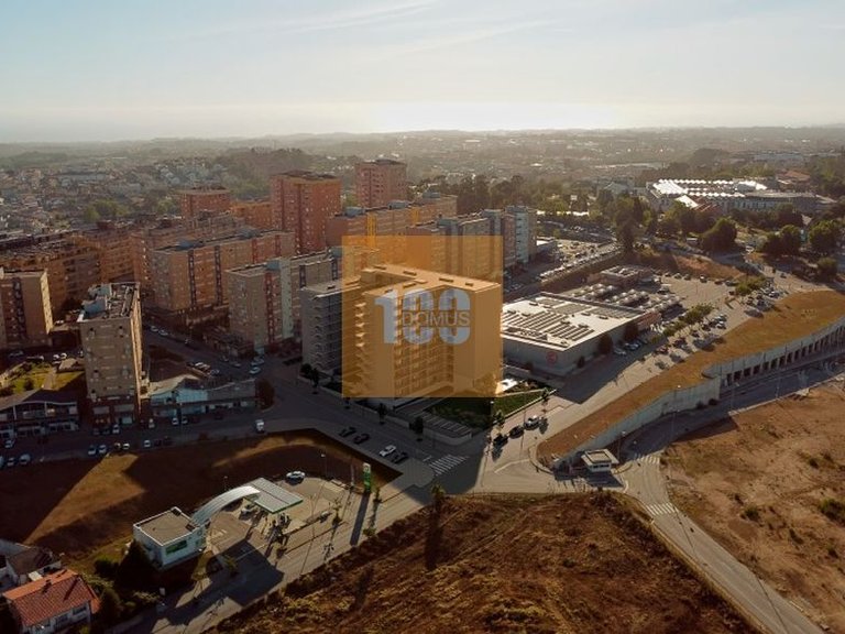 Apartment for Sale in Vilar De Andorinho, Porto 1