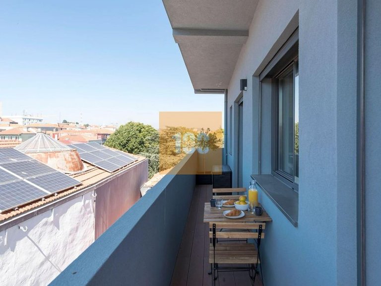 Apartment for Sale in Cedofeita, Santo Ildefonso, Sé, Miragaia, São Nicolau E Vitória, Porto 1