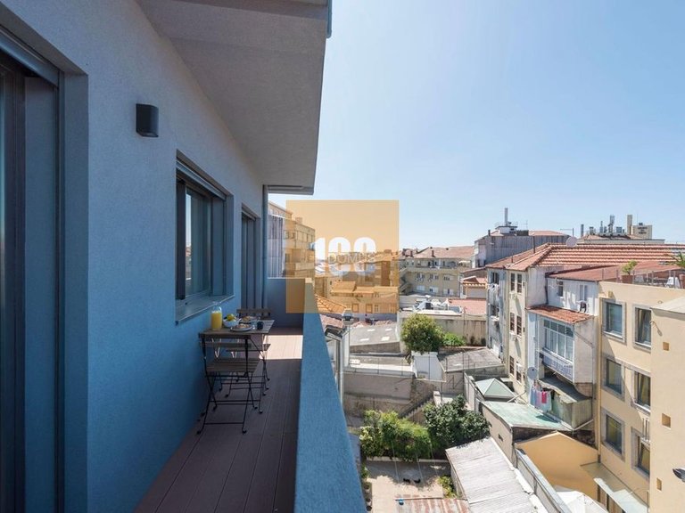 Apartment for Sale in Cedofeita, Santo Ildefonso, Sé, Miragaia, São Nicolau E Vitória, Porto 2