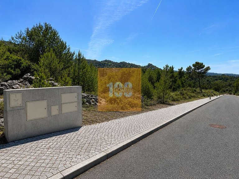 Plot for Sale in S.maria E S.miguel, S.martinho, S.pedro Penaferrim, Lisbon 2
