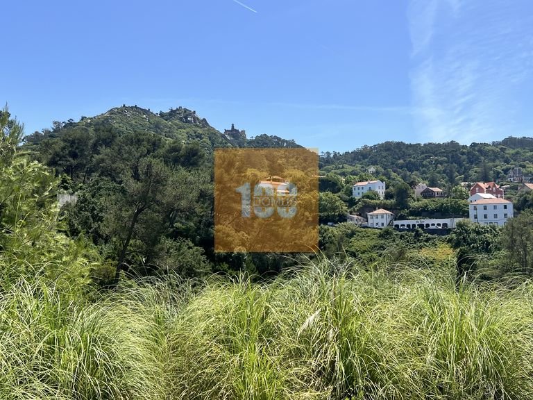 Plot for Sale in S.maria E S.miguel, S.martinho, S.pedro Penaferrim, Lisbon 16
