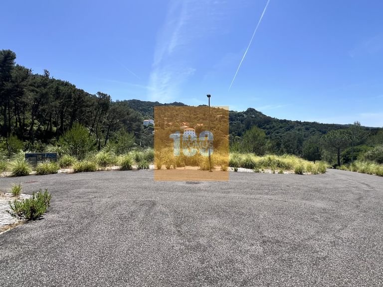 Plot for Sale in S.maria E S.miguel, S.martinho, S.pedro Penaferrim, Lisbon 6