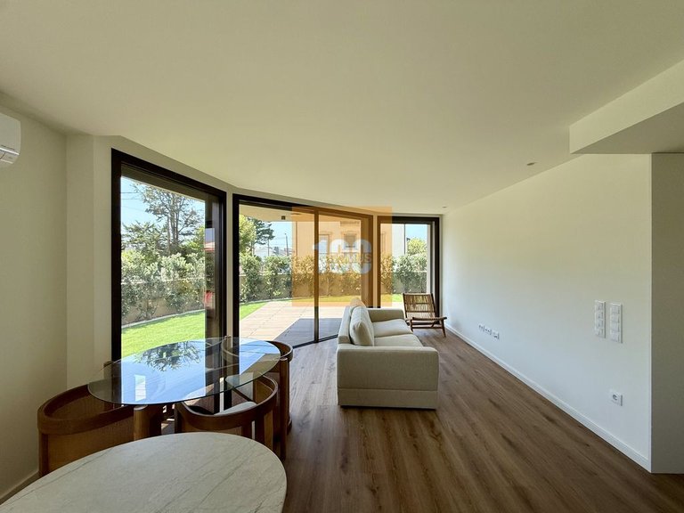 Apartment for Sale in Arcozelo, Porto 2
