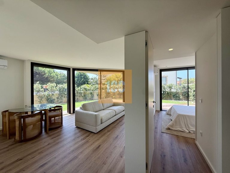 Apartment for Sale in Arcozelo, Porto 4