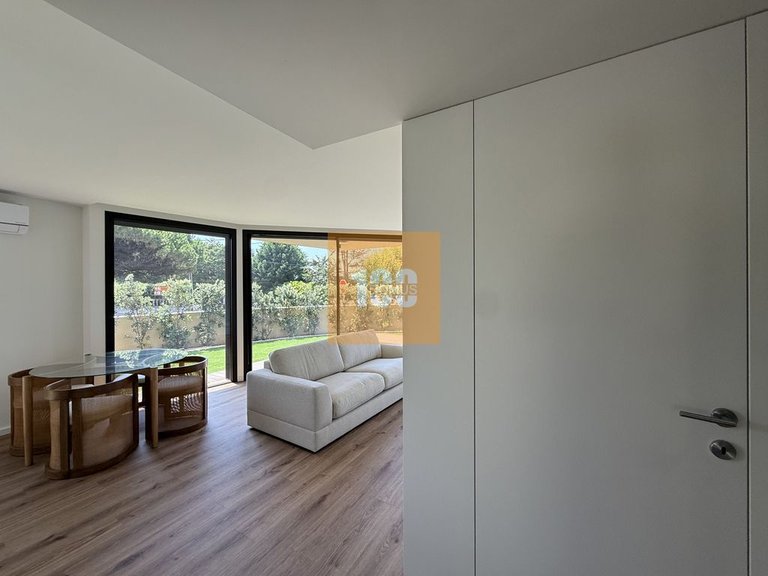 Apartment for Sale in Arcozelo, Porto 5