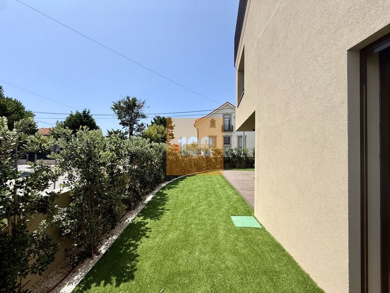 Apartment for Sale in Arcozelo, Porto 21