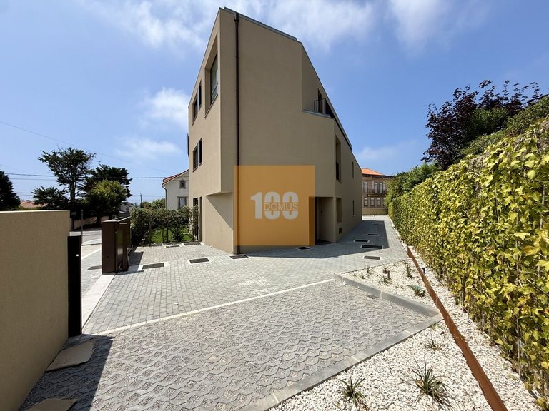 Apartment for Sale in Arcozelo, Porto 32