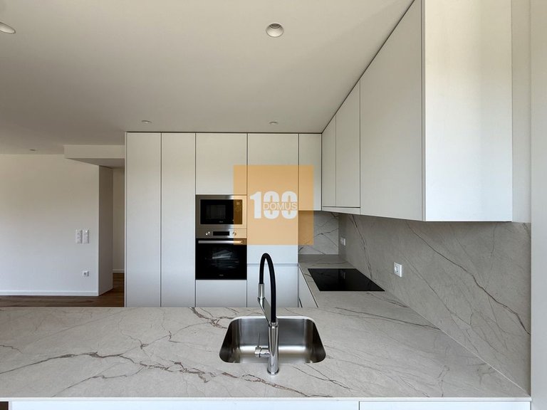 Apartment for Sale in Arcozelo, Porto 10