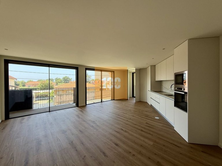 Apartment for Sale in Arcozelo, Porto 5