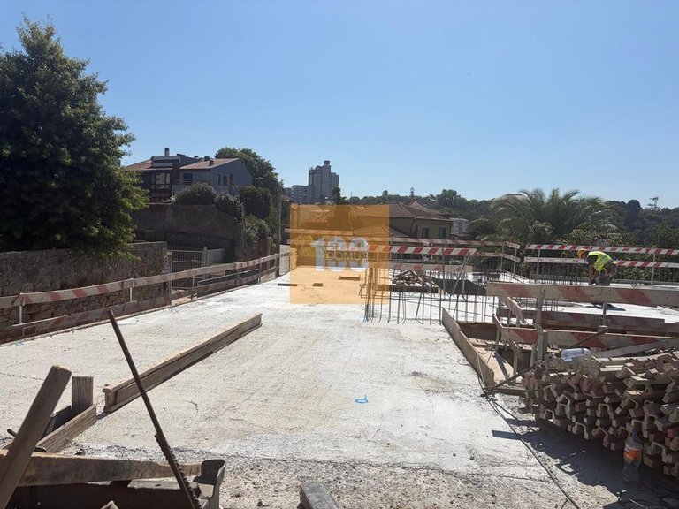 Apartment for Sale in Lordelo Do Ouro E Massarelos, Porto 23