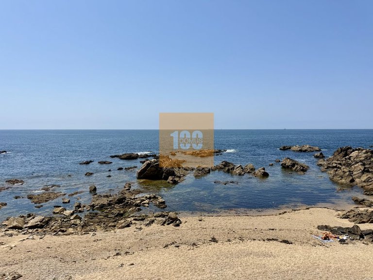 Apartment for Sale in Aldoar, Foz Do Douro E Nevogilde, Porto 32