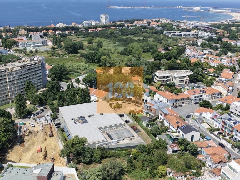 Apartment for Sale in Aldoar, Foz Do Douro E Nevogilde, Porto 25