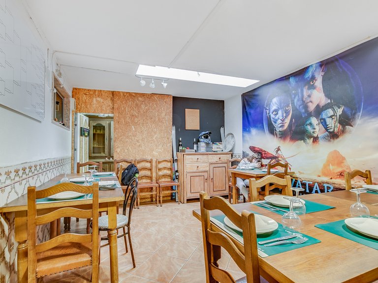 Commercial for Sale in Cascais E Estoril, Lisbon 5