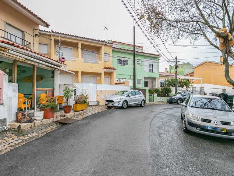 Commercial for Sale in Cascais E Estoril, Lisbon 9