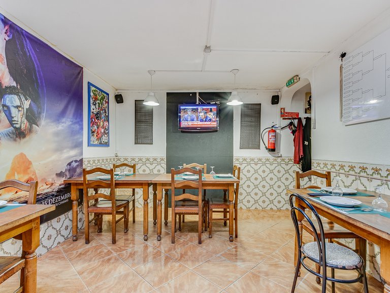 Commercial for Sale in Cascais E Estoril, Lisbon 15