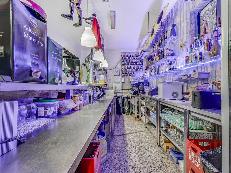 Commercial for Sale in Cascais E Estoril, Lisbon 24