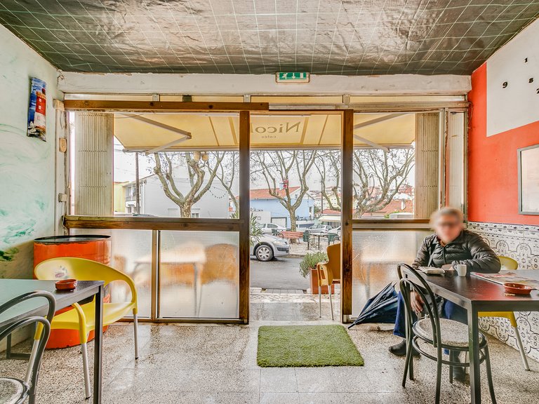 Commercial for Sale in Cascais E Estoril, Lisbon 28