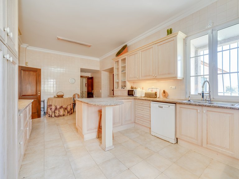 Country House for Sale in Cidade De Santarém, Santarém 11